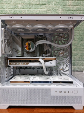 미사용 ) 9800X3D & RTX5070TI 컴퓨터 판매